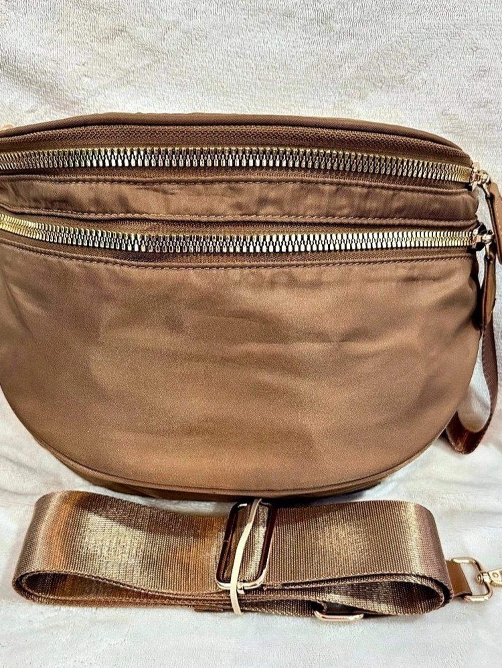 New Brown Crossbody Bum Bag w/ long strap size inclusive